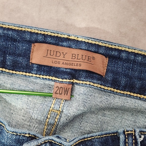 JUDY BLUE denim Jeans 90's Straight Fit medium wash Size 20W stretch 7 pocket - Picture 3 of 12